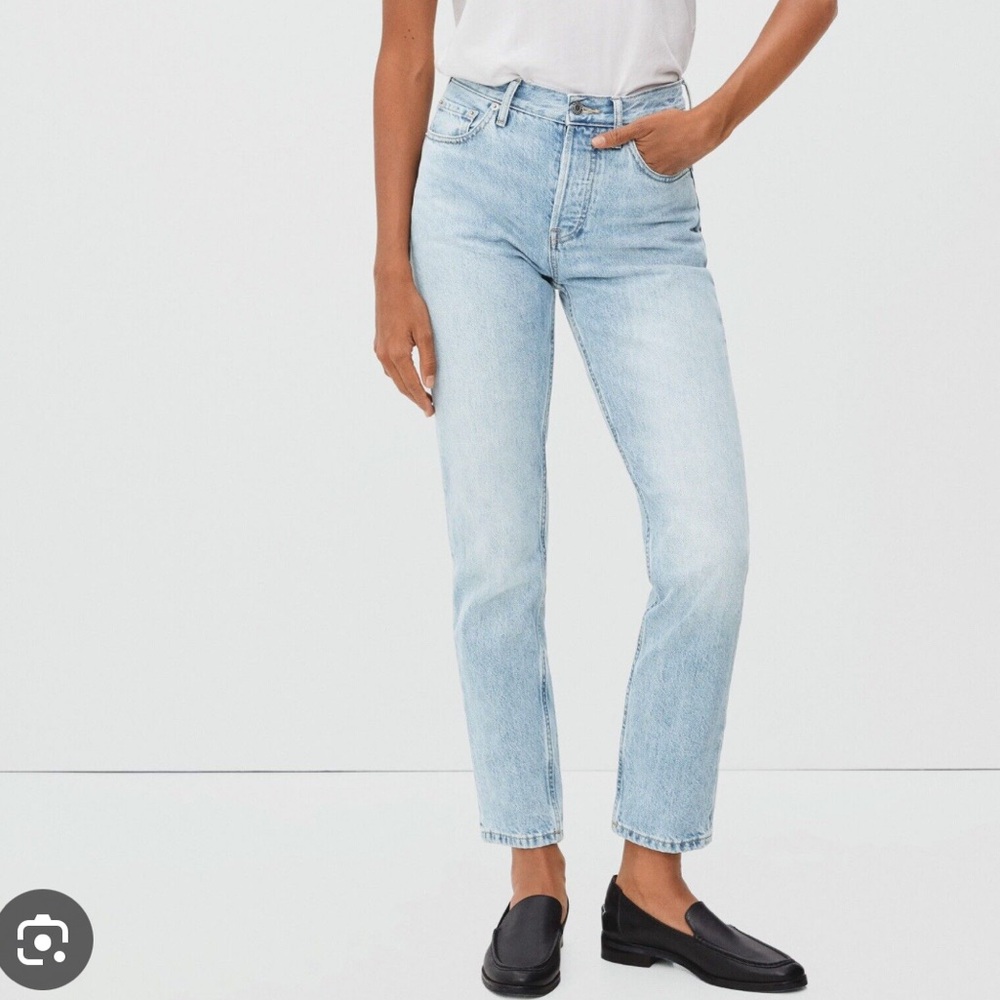 Everlane 90s Cheeky Jean in Light Blue